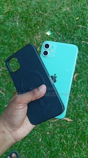 Apple iPhone 11 (Used)