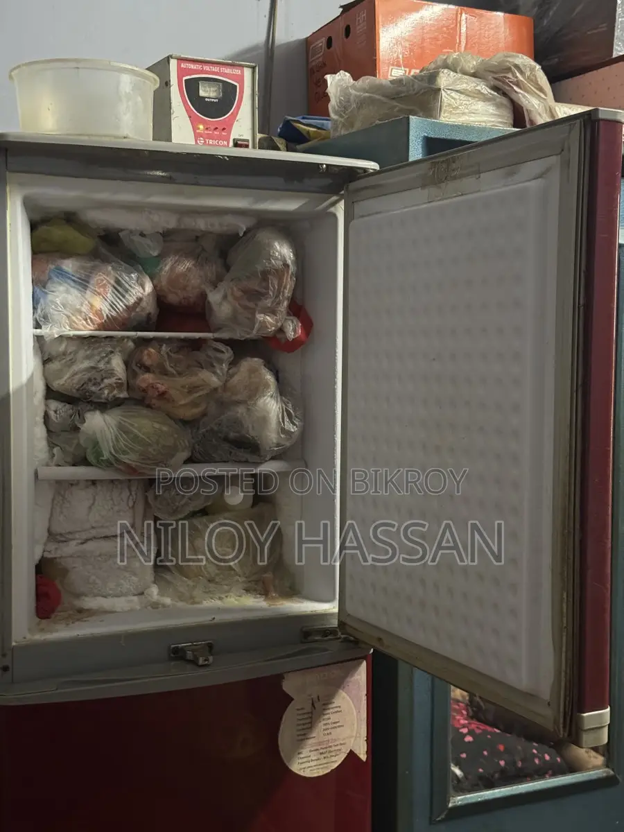 The Walton W2d-2d4 Refrigerator
