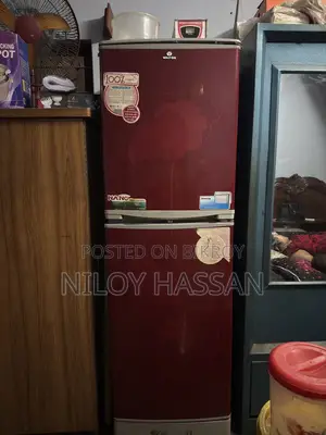 The Walton W2d-2d4 Refrigerator