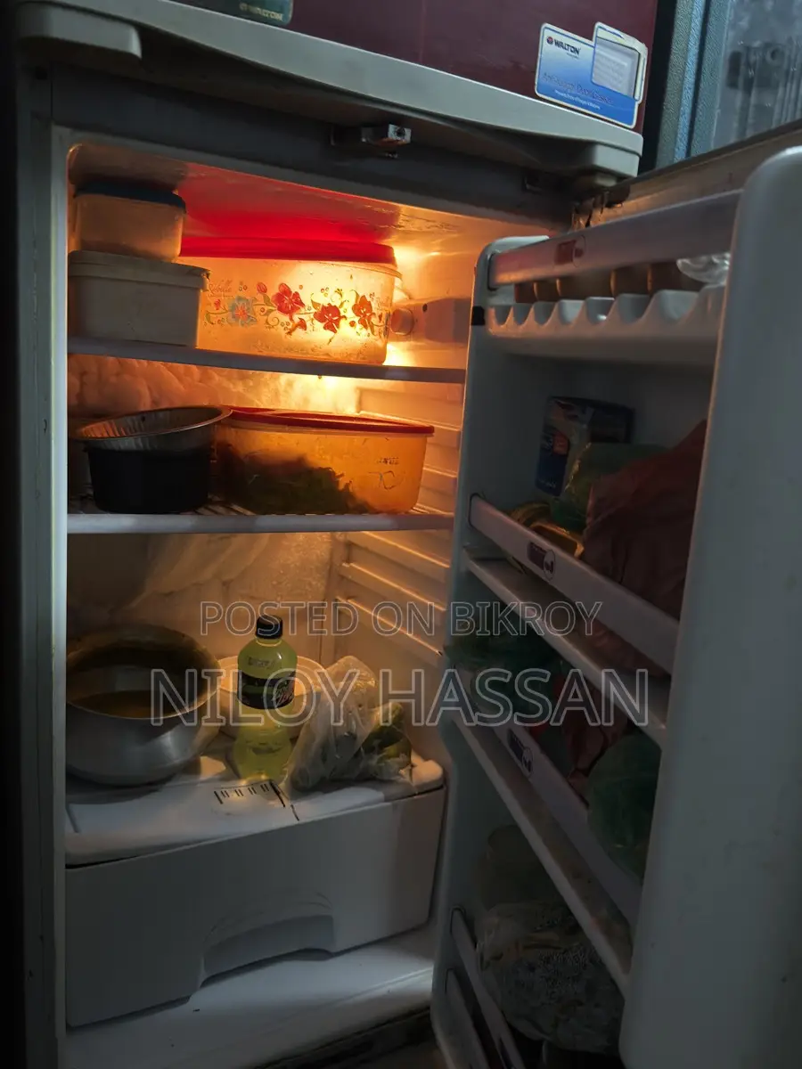 The Walton W2d-2d4 Refrigerator