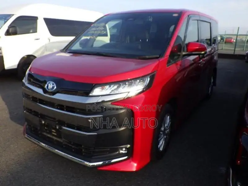 Toyota Noah SG 7seat 2022