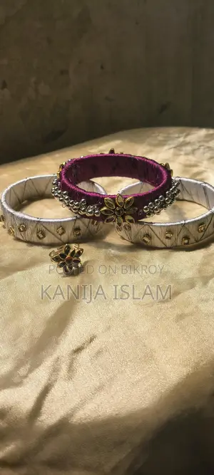 Kundan Bangle Set