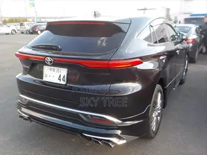 Toyota Harrier ZL Package 2023