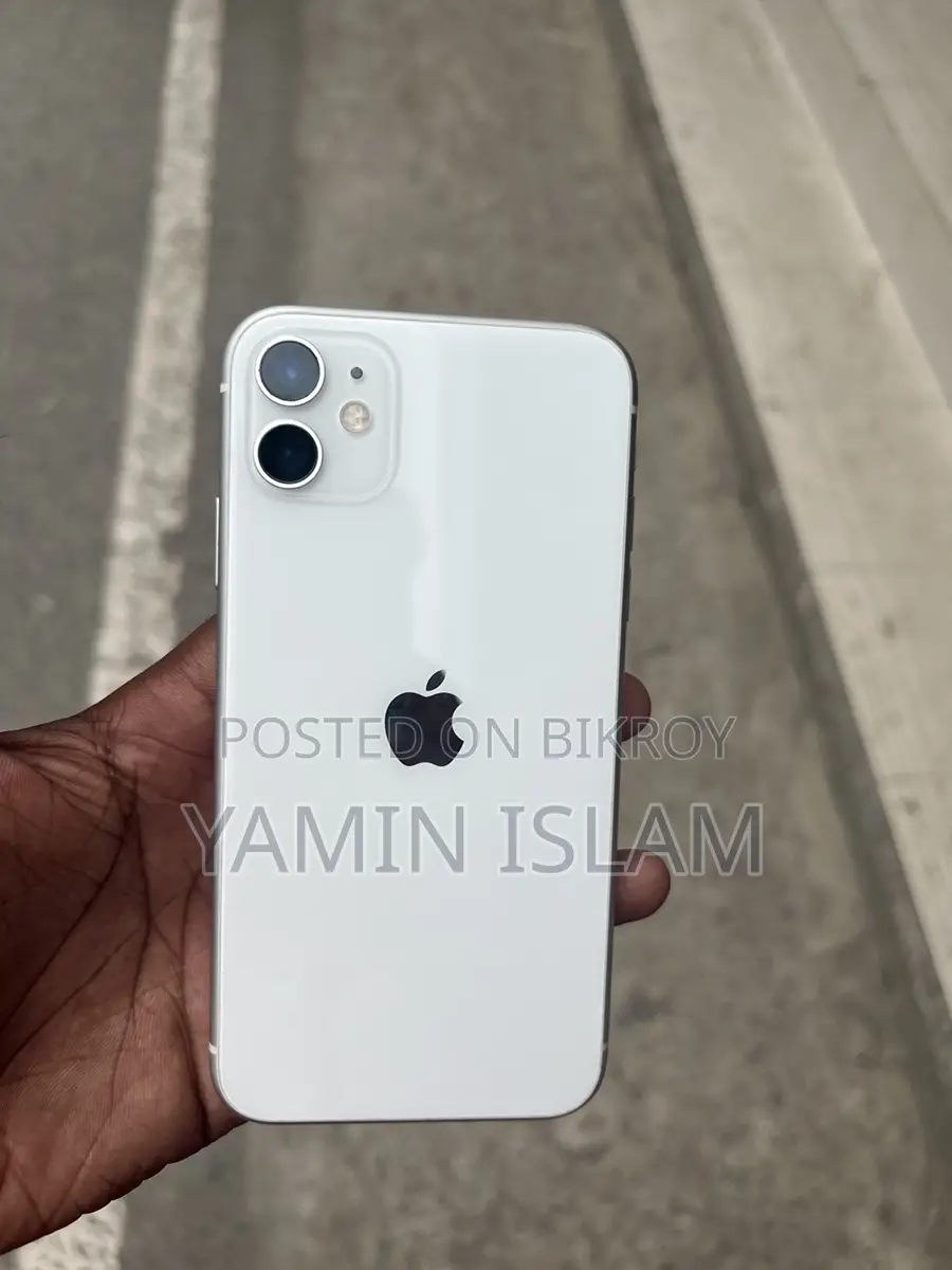 Apple iPhone 11 . (Used)