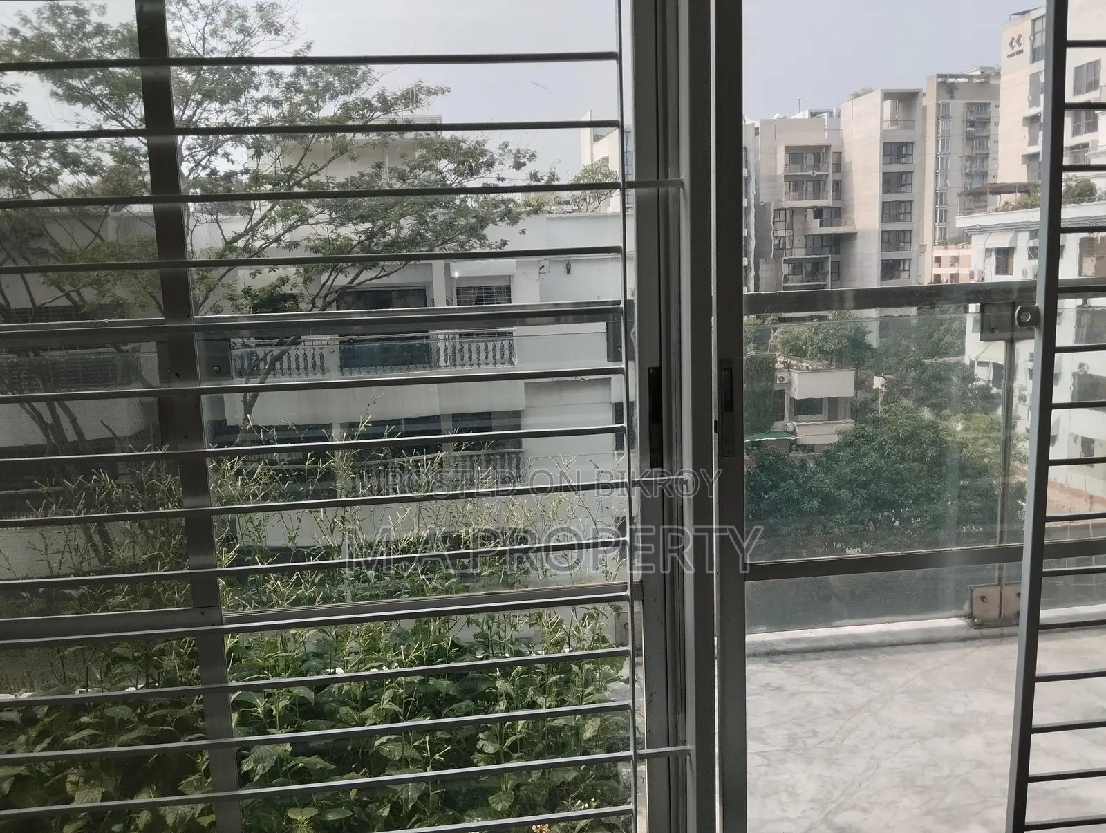 Excellent Unfurnished Flat Rent In Baridhara Diplomatic