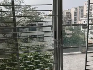Excellent Unfurnished Flat Rent In Baridhara Diplomatic