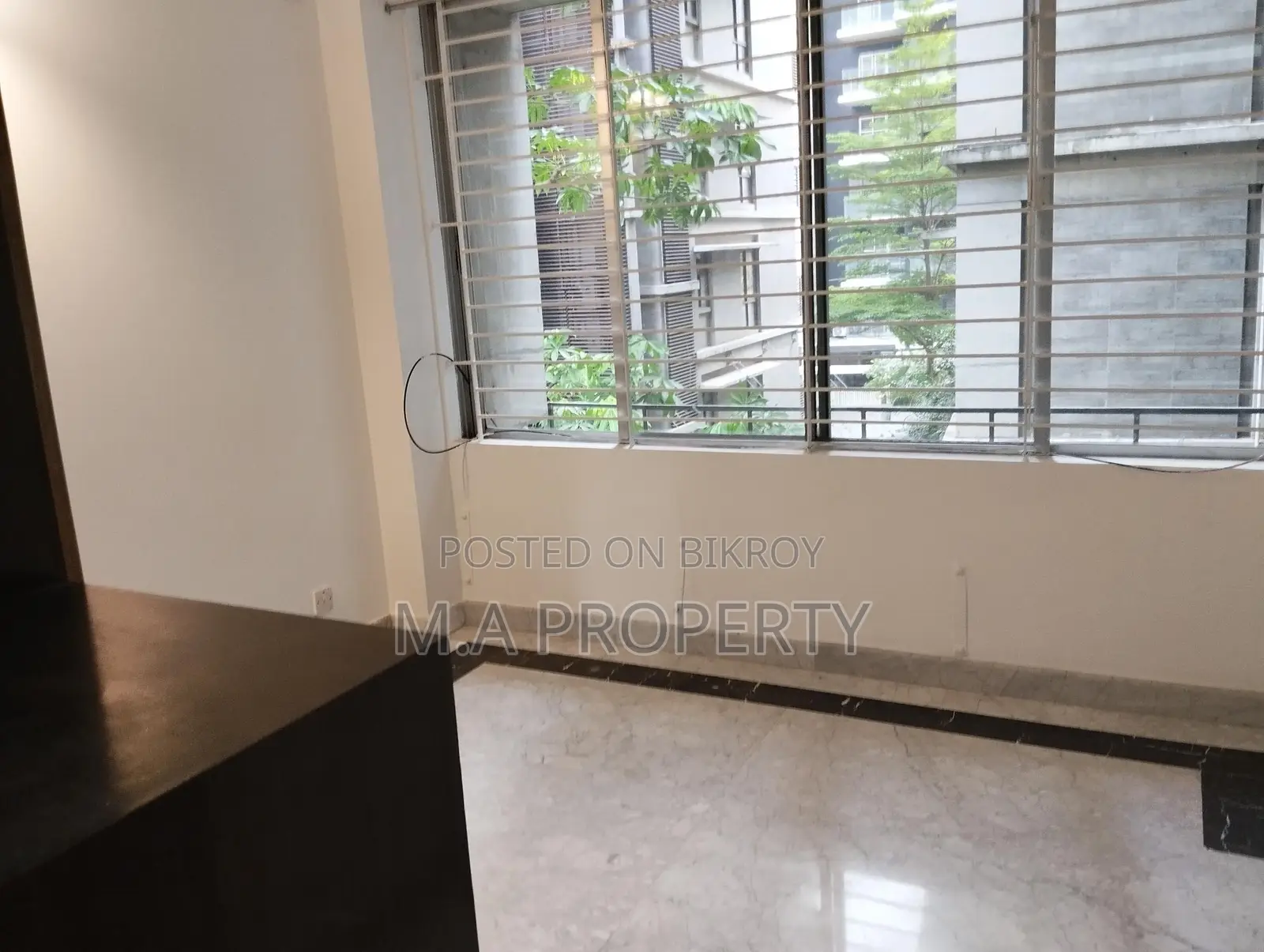 Excellent Unfurnished Flat Rent In Baridhara Diplomatic