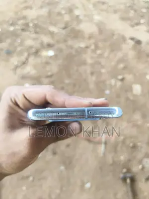 Samsung Galaxy S10 (Used)