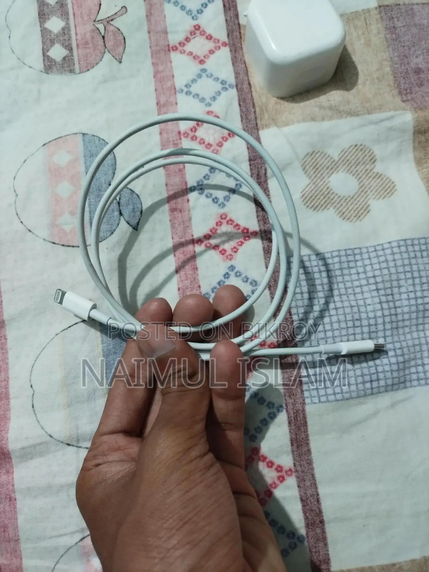 আইফোন অরিজিনাল চার্জার