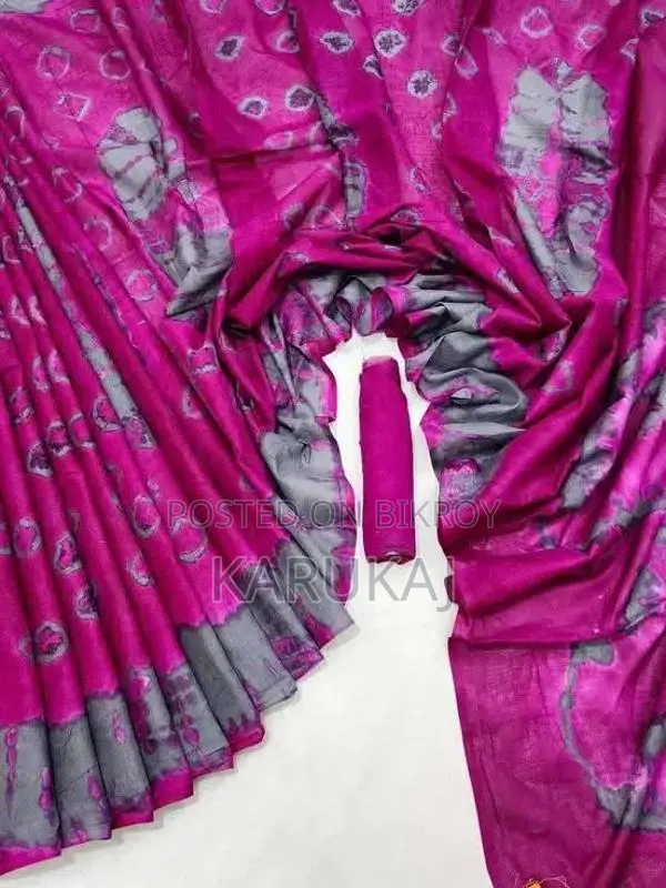 বাটিক শাড়ি