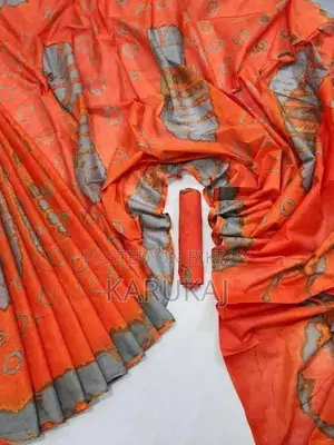 বাটিক শাড়ি
