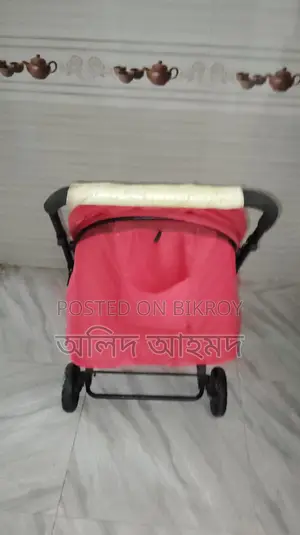 বেবি স্ট্রোলার
