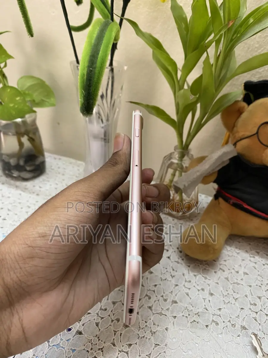 Apple iPhone 7 (Used)