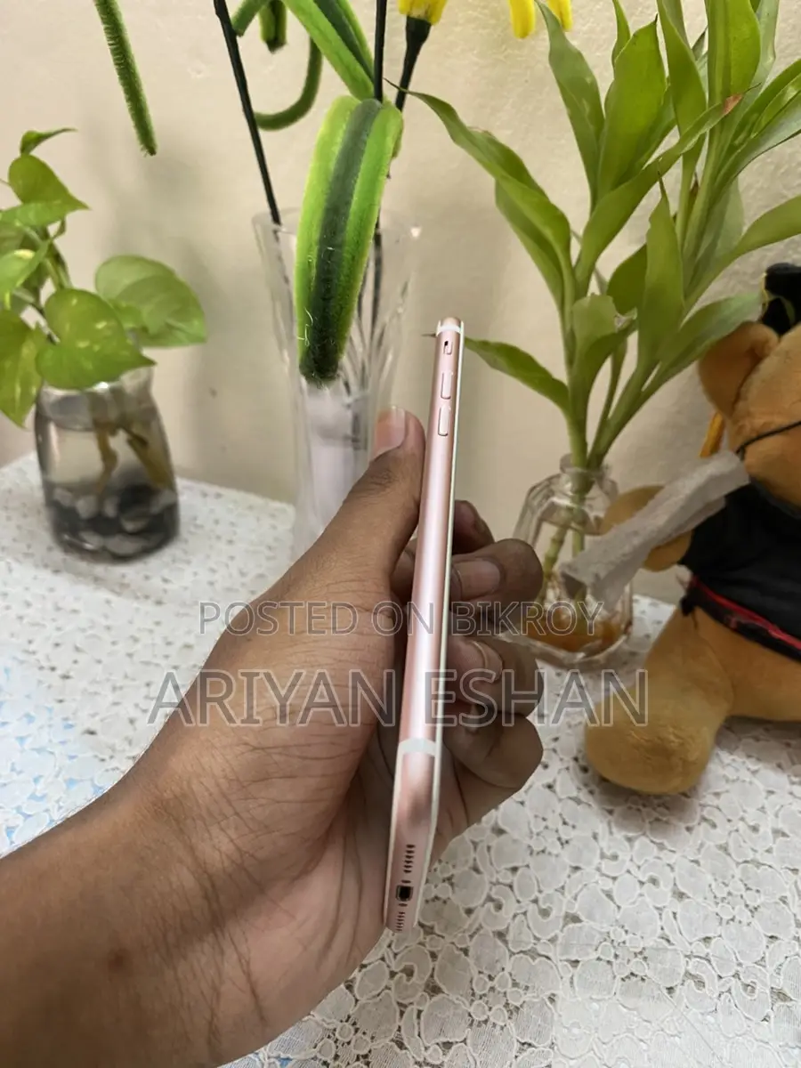 Apple iPhone 7 (Used)