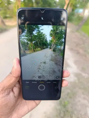 Realme C21 3/32 (Used)