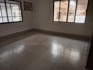 Good Quality 3 Bedroom Un Farnised Flat Rent At Gulshan 2