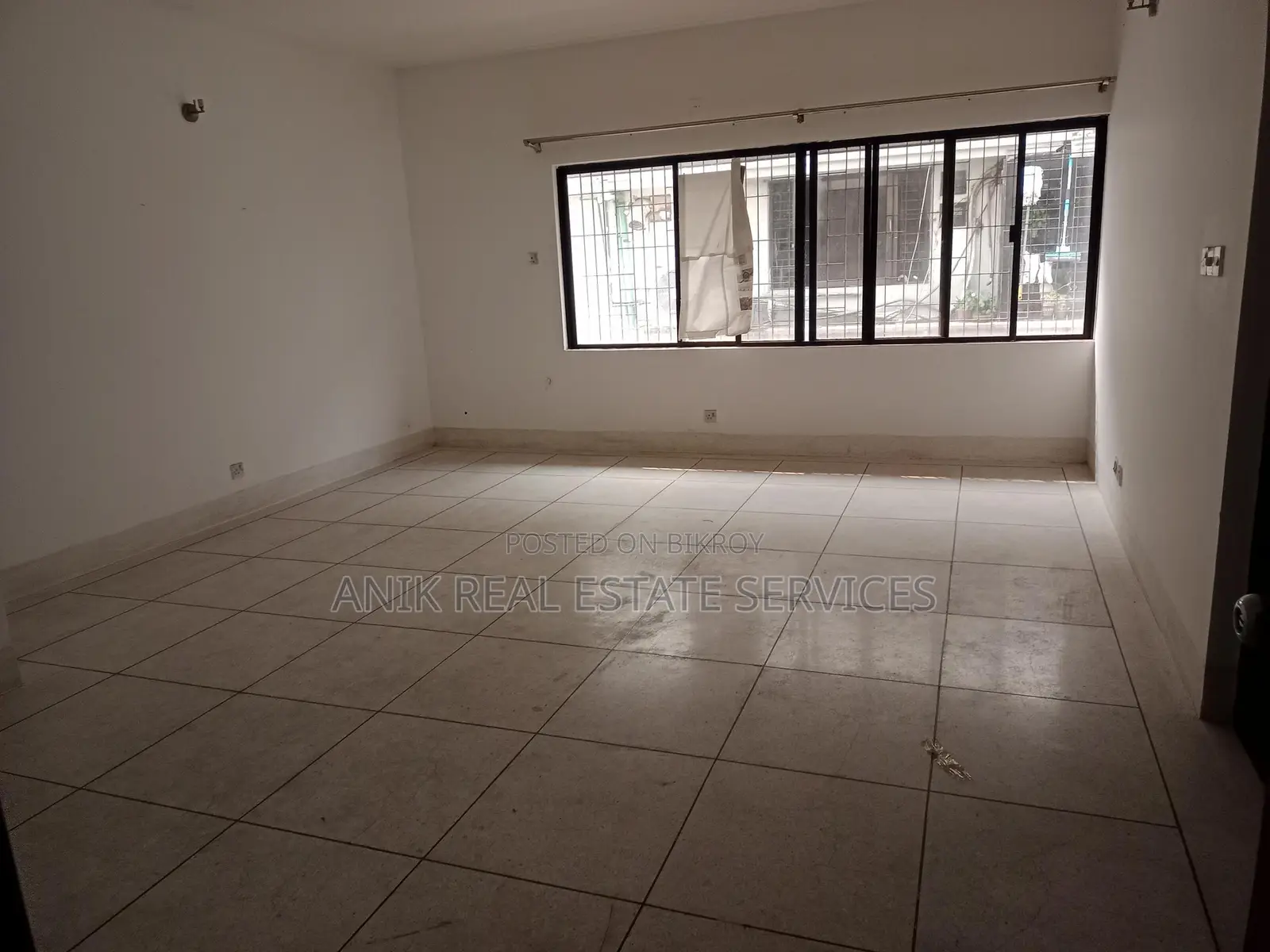 Good Quality 3 Bedroom Un Farnised Flat Rent At Gulshan 2