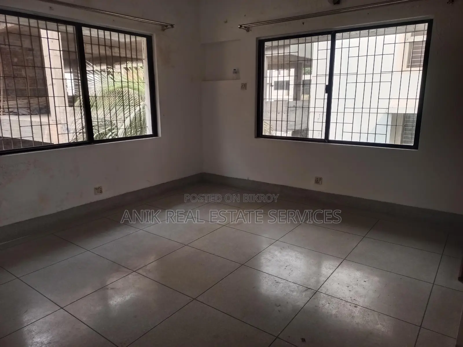 Good Quality 3 Bedroom Un Farnised Flat Rent At Gulshan 2