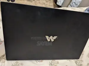 Walton i7-11gen 256 NVMe 8GB RAM