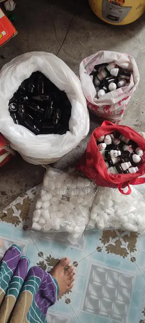 হোমিওপ্যাথি ঔষধের শিশি