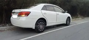 Toyota Premio ex pkz 2017