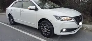 Toyota Premio ex pkz 2017