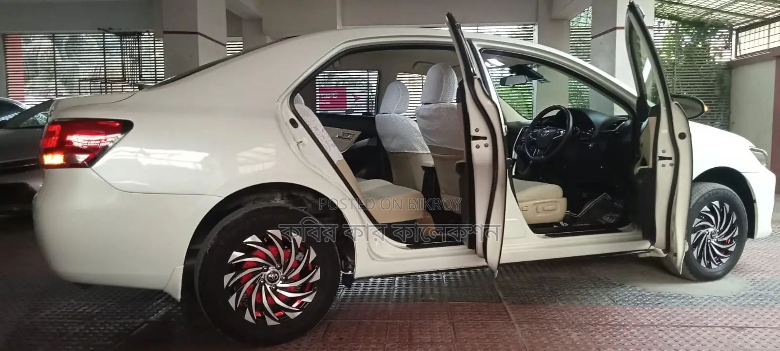 Toyota Premio ex pkz 2017