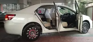 Toyota Premio ex pkz 2017