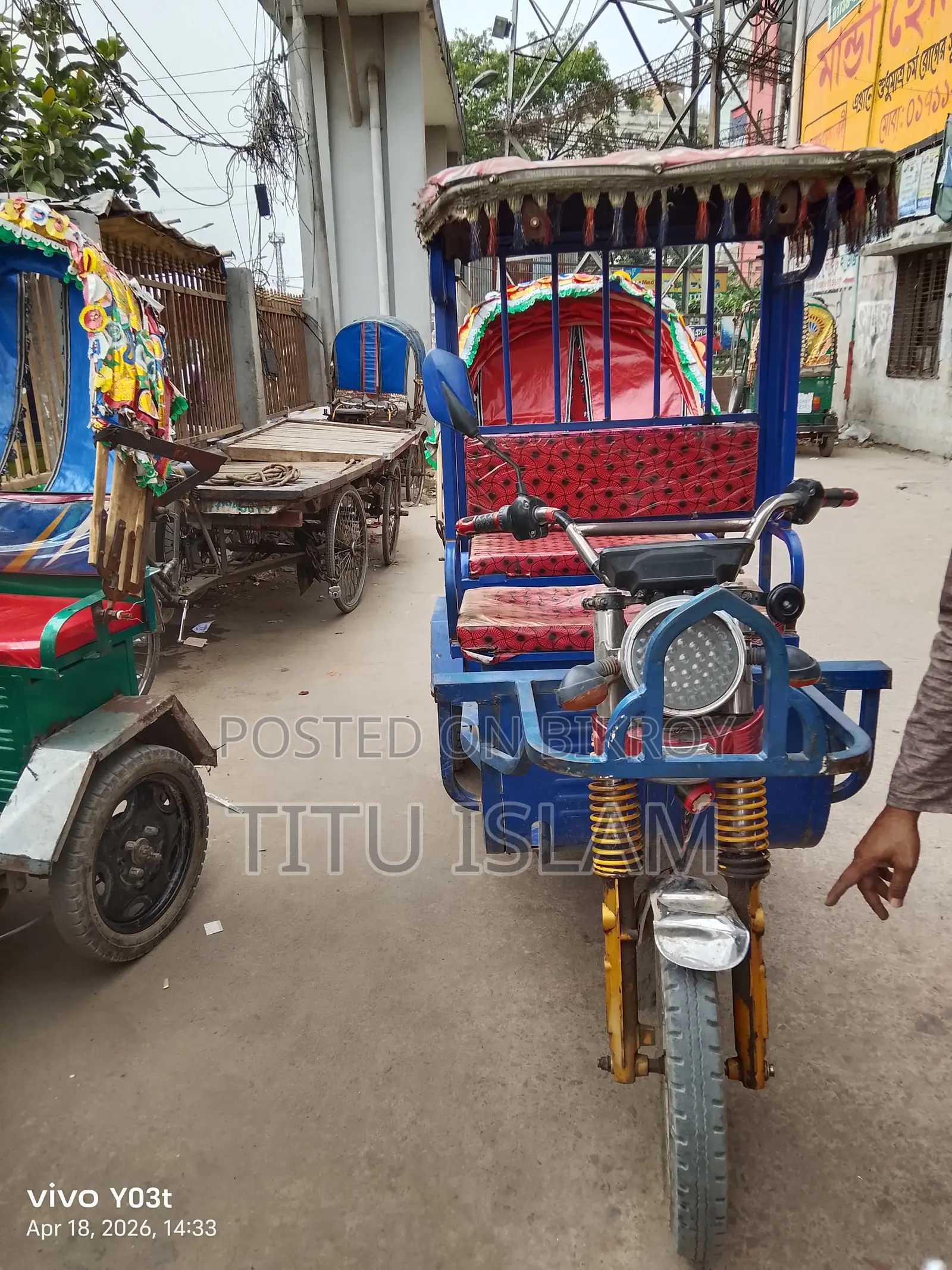 Auto-rickshaw for urgent sale