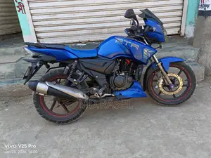 TVS APACHE RTR 150 2v 2017
