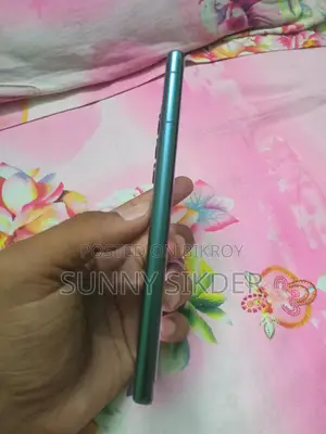 Samsung Galaxy S22 Ultra (Used)