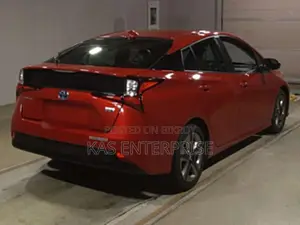 Toyota Prius S TOURING RED 2022