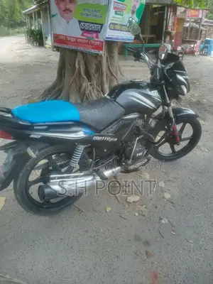 TVS Metro Plus 2016