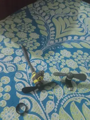 Charging Fan with Mobile Charging Port