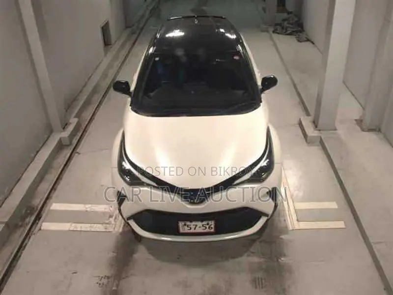 Toyota C-HR hybrid 2021