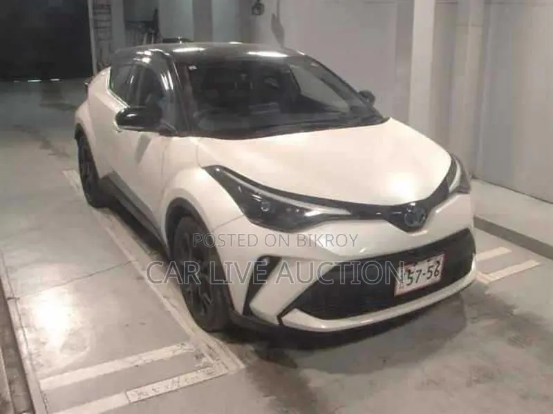Toyota C-HR hybrid 2021