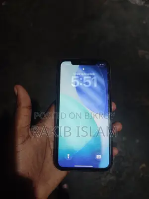 Apple iPhone 11 (Used)