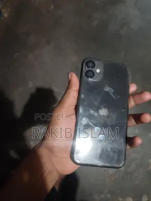 Apple iPhone 11 (Used)