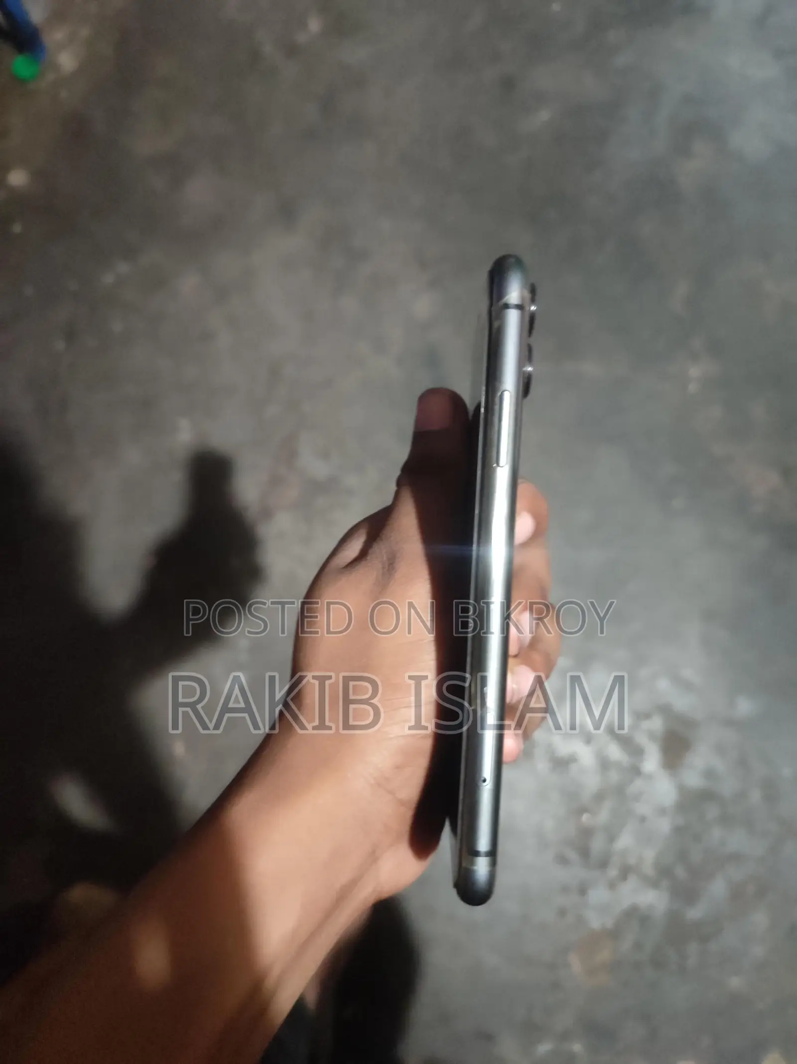 Apple iPhone 11 (Used)