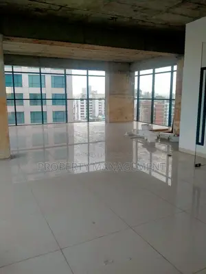 গুলশানে ৪০০০ বর্গফুটের ১২ তলার কমার্শিয়াল স্পেস ভাড়া হবে