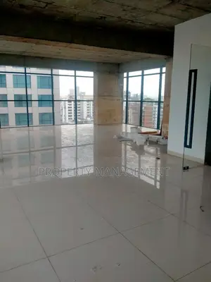 গুলশানে ৪০০০ বর্গফুটের ১২ তলার কমার্শিয়াল স্পেস ভাড়া হবে