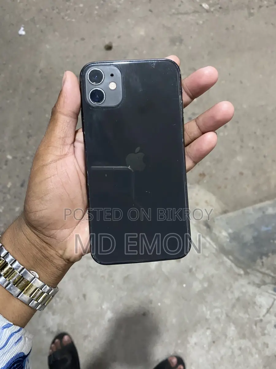 Apple iPhone 11 (Used)