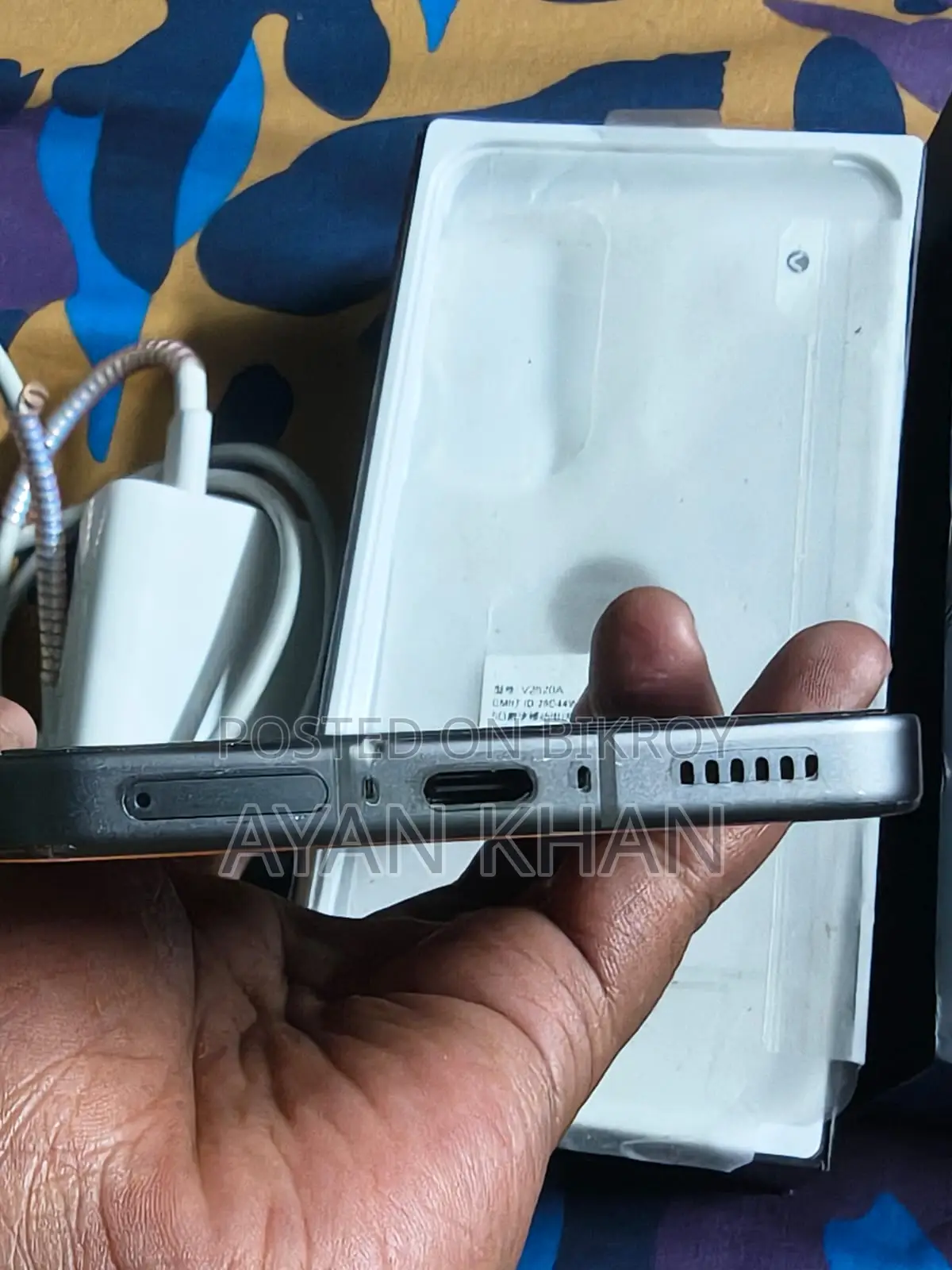 iQOO 11 12 gp ram 256 rom (Used)
