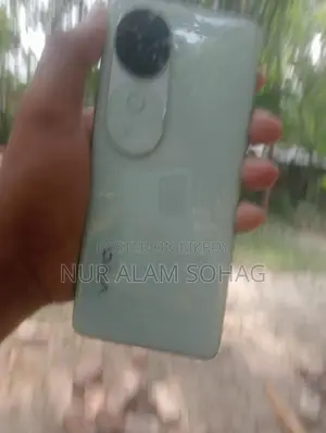 Vivo V40 (Used)
