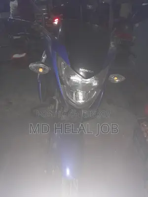Honda CB 2024 Blue