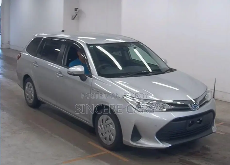 Toyota Fielder EX HYB 4 POINT 2020