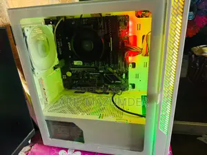 Gaming Desktop PC AMD Ryzen 5 3400G_NVMe SSD 256GB_Ram 8GB_MSI-B*450