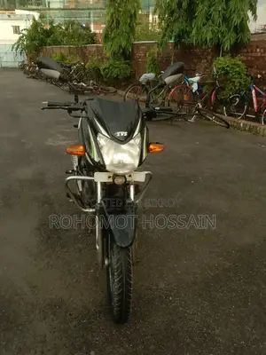 TVS Metro 2015