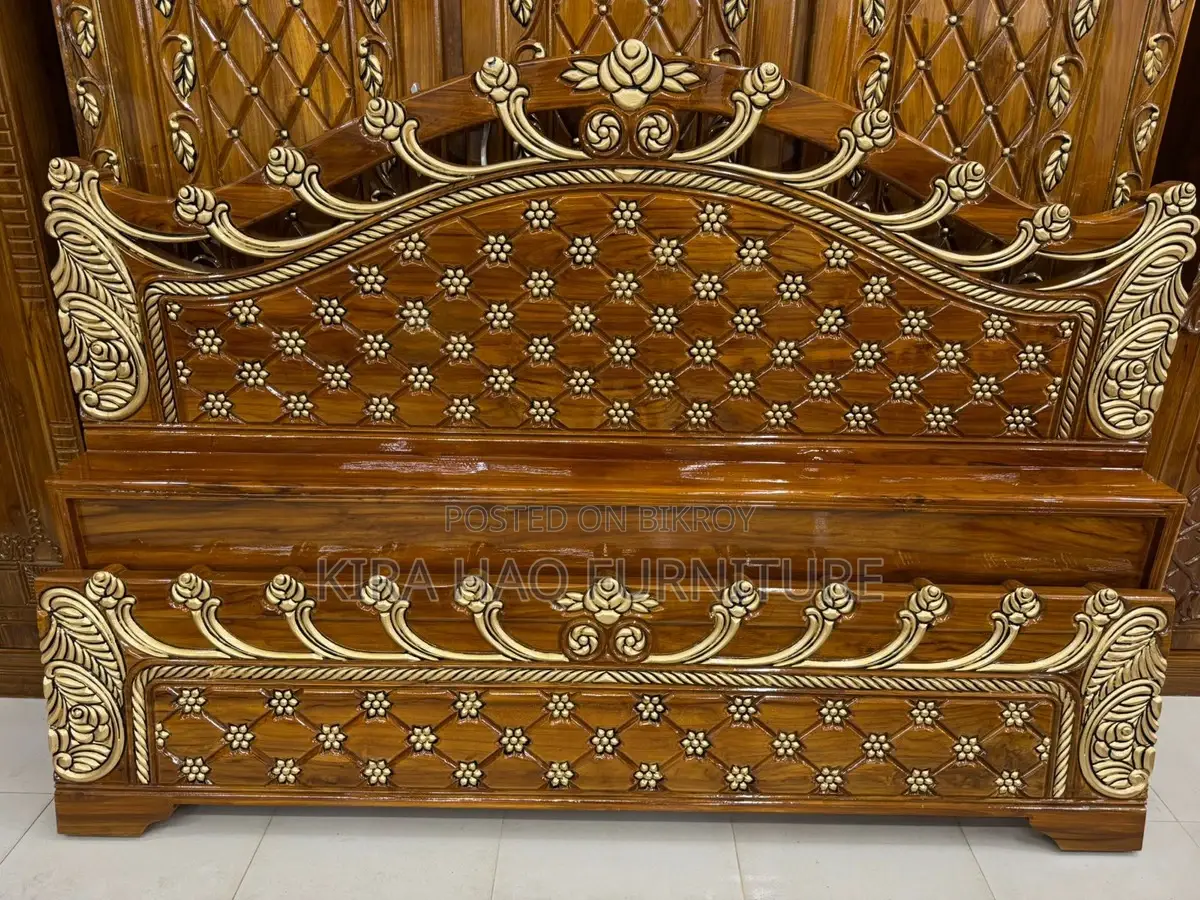 100% Teak Wood Bed with Lacquer Polish