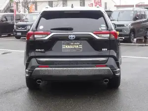 Toyota RAV4 Hybrid G 2021